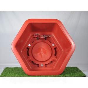 Maceta Hexagonal de Plástico FAC - Una Maceta de Plástico Clásica - Product Image 3