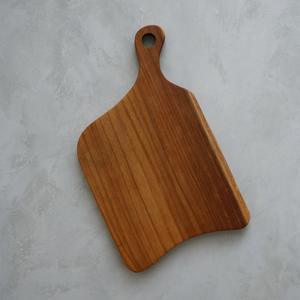 Planche à découper en bois avec poignée, lavable au lave-vaisselle, écologique, antibactérienne, en résine, planche à découper pour le fromage, de haute qualité - Product Image 4