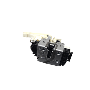 ตัวล็อคด้านหน้าขวาเมอร์เซเดส เอ-คลาส ซีรีส์(W176) A1667200435 (12>18) - Product Image 3