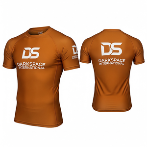 Haute qualité écologique hommes Rash Guard personnalisable respirant 100% Polyester Gym porter des manches courtes pour l'entraînement au combat nouveau - Product Image 1