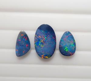 Lote de 3 piezas cabujón natural australiano doblete ópalo cabujón piedra preciosa - Product Image 1