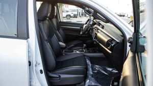 NUOVO 2026 HI LUX GR SPORT 4X4 Pickup Doppia Cabina 4.0L Turbo Benzina Basso Chilometraggio Pronto per la Spedizione LHD RHD Pronto per l'Esportazione - Product Image 6