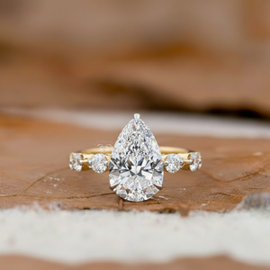 Anillo de compromiso de boda de oro sólido de 14 quilates con diamante de moissanita de 3 quilates para regalo de fiesta de mujer - Product Image 1