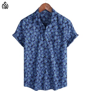 Chemise de plage décontractée pour hommes Impression hawaïenne colorée Vêtements de plage d'été à manches courtes Chemises décontractées pour hommes - Product Image 1