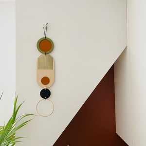 ที่แขวนผนังไม้ทำด้วยมือของช่างฝีมือพร้อมธีมทางศาสนาศิลปะการตกแต่งทางจิตวิญญาณสำหรับพื้นที่นั่งเล่นที่เงียบสงบ - Product Image 2