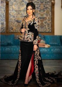 VESTIDO DE TERCIOPELO CON Sendero con Cuentas de Cristal Adornadas, Piedra, Trabajo Dabka PARA Boda = 2024 - Product Image 2
