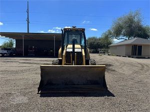 Bomba de Motor de 17.2kW para Cargadora Compacta 428F, Cargadora de Tractor, Alto Momento de Carga, Capacidad de la Cuchara de 500L, en Venta - Product Image 4