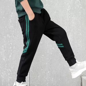 กางเกงคาร์โก้สีกากีสีเทาสำหรับผู้ชายกางเกงออกกำลังกายแบบลำลองมีกระเป๋าข้าง - Product Image 2