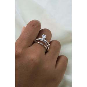 แหวนเพชรทรงเกลียว - ดีไซน์บิดเกลียวที่ไม่เหมือนใคร ทอง 14K เพชรสร้างในห้องปฏิบัติการ เครื่องประดับหมั้นสำหรับผู้หญิง - Product Image 5