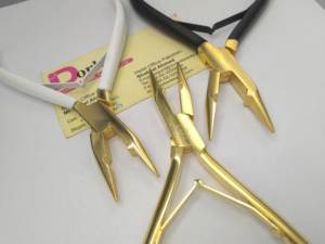 Pinzas Profesionales para Extensiones de Cabello de Acero Inoxidable Chapadas en Oro, Opciones de Color Personalizadas, Certificación CE ISO, Herramienta de Estilismo para Salón - Product Image 2