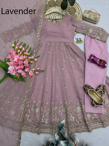 Conjunto de Vestido Anarkali de Seda para Mujer, para Bodas y Fiestas, con Diseño Pintado a Mano, para Invierno y Verano, con Pantalón y Dupatta - Product Image 2