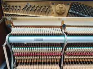 Piano d'occasion Kawai K35 en gros, provenance japonaise, entretien et inspection rigoureux, structure durable - Product Image 5