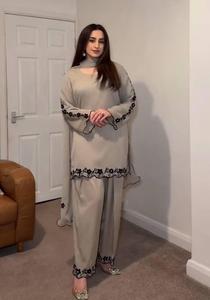 Diseñador Heavy Faux Georgette bordado trabajo con manga con espejo superior y Palazzo con Dupatta traje conjunto por exportación - Product Image 6
