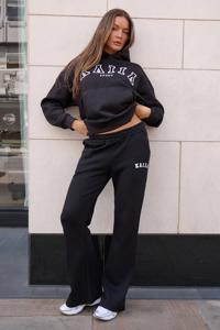 Combinaison longue d'hiver unie brodée pour femmes noires - Product Image 4