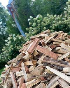 Bois de chauffage en bûches de 1 mètre, 45 % d'humidité, idéal pour la cuisine et le chauffage - Product Image 4