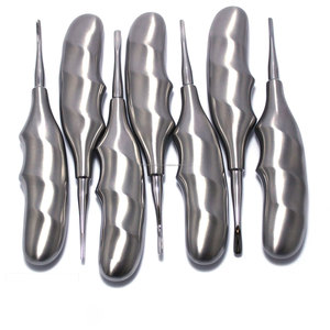 Juego de 7 Elevadores Dentales de Precisión Mundial - Instrumentos Ergonómicos Manuales para Cirugía Oral y Luxación PDL - Product Image 1