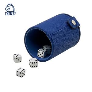 Tasse à dés en similicuir de luxe au design personnalisé avec compartiment de rangement - Product Image 3