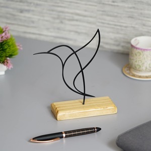 Figurine élégante d'oiseau noir Sculpture de table décorative pour la maison, le bureau, l'événement et le cadeau. - Product Image 6