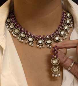 Ensemble de bijoux en laiton plaqué or de haute qualité-collier et boucles d'oreilles en moissanite pour les fêtes de mariage et les cadeaux de fiançailles - Product Image 1