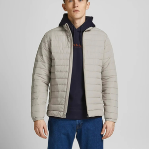 Nouvelle Veste d'Hiver Homme Tendance Personnalisable – Doudoune Rembourrée de Haute Qualité avec Logo Personnalisé et Col Montant – Logo Frontal Inclus - Product Image 1