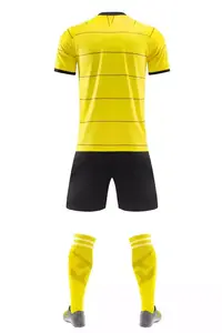 Nuevas llegadas desgaste y adultos poliéster barato sublimación de alta calidad conjunto de uniforme de fútbol liso - Product Image 3