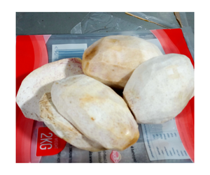 Taro congelé en vrac Fournisseur du Vietnam OEM Vente en gros Usine directe IQF Cubes de taro pelés blancs Boule de tapioca Export - Product Image 3