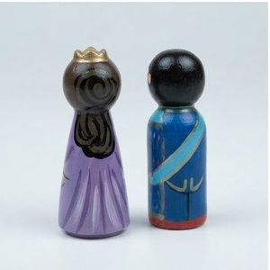 Figurines de couple traditionnelles en bois faites à la main, décoration de table culturelle, sculpture pour salon - Product Image 5
