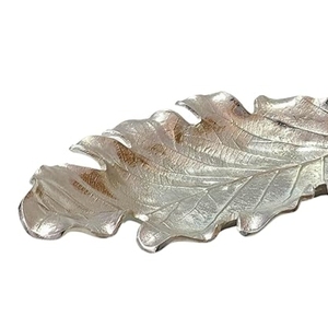 <b>Top</b> Selling Elegant Silver Leaf Design Serving Platter For Serving Nuts And Dry Fruits in Low Price - Product Image 3
