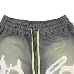 Short vintage personnalisé délavé à l'acide avec broderie de détresse style High Street fermeture à la taille élastique motif solide - Product Image 2