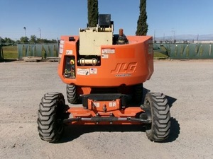 2019 340AJ Articulating Boom Lift Reliable Construction Equipment Ready for Export - Product Image 3
