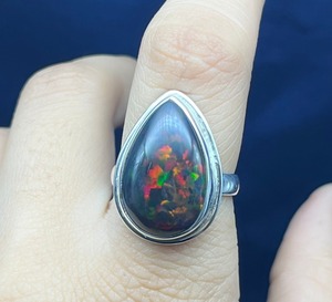 Tự nhiên màu đen Opal Bạc Nhẫn, ethiopian Đen Opal đá quý nhẫn cho phụ nữ, Giọt Nước Mắt thả màu đen Opal nhẫn cho đám cưới - Product Image 2