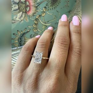 Vente flash : Bague en diamant de laboratoire taille radiant de 2,00 carats, VVS2, couleur F, pour fiançailles, achat en gros, prix d'usine - Product Image 5