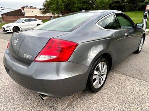 Utilizado cuidadosamente 2011 H-o-n-D-a Accord Co_u_pe disponible en todo momento - Product Image 6