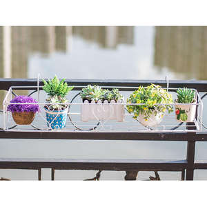 Jardinière en fer à 3 niveaux au design unique avec finition thermolaquée pour la maison et le jardin, à suspendre et à utiliser en extérieur/intérieur - Product Image 4