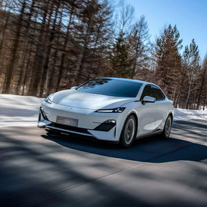 Auto Eléctrico de Lujo Usado de 2023, Marca MN-SL03EV, con Autonomía de 201-300 km y Batería de 50-70 kWh, en Venta - Product Image 2
