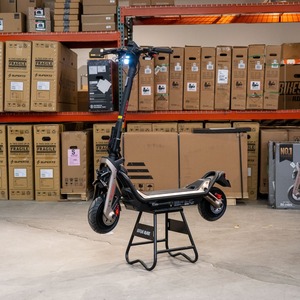 BEST SELLING Segway eKickScooterS GT3 P R O POUR Adultes et Adolescents - Product Image 3