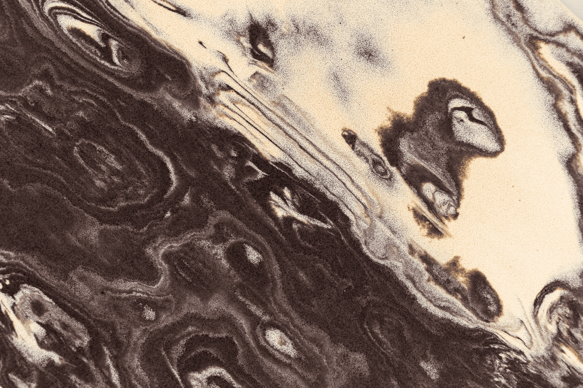 หินอ่อนสีน้ำตาล