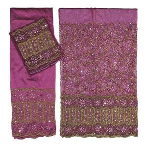 Tela de poliéster 100% antiestática con pedrería pesada y bordados, estilo George nigeriano de tradición atemporal, ideal para ceremonias y fiestas de niñas. - Product Image 5