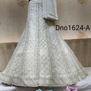 Lehenga choli ตาข่ายทำงานเลื่อมหรูหรากับเสื้อ Flair เต็มรูปแบบและ2.5เมตรสุทธิ dupatta สำหรับงานเลี้ยงฤดูหนาวขายส่ง - Product Image 4