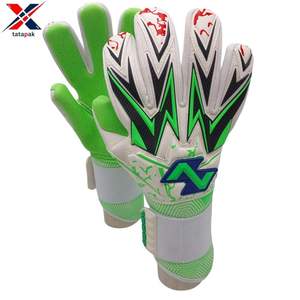 Gants de gardien de but pour enfants en cuir léger de haute qualité, protection confortable des doigts, couleurs personnalisées, tailles ajustables, boucle à crochets - Product Image 2