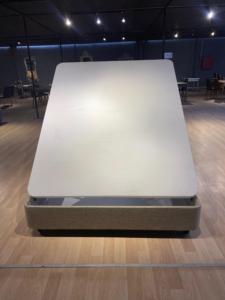 Juego de Dormitorio Moderno de Aglomerado con Almacenamiento y Cubierta Extraíble, Tamaños Queen/King, Muebles para el Hogar Personalizables - Product Image 4