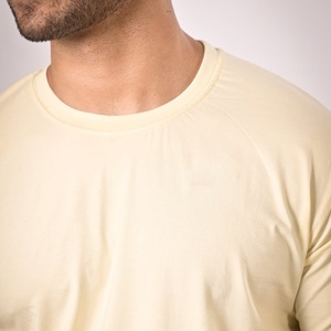 <b>Moisture</b> <b>Wicking</b> Fitness Tshirts 89% Polyester 11% Elastane Quick Dry Stretch <b>Moisture</b> <b>Wicking</b> Fitness T-<b>shirt</b> for men - Product Image 2