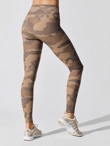 Mallas con estampado de sublimación para uso en gimnasio, mallas deportivas de cintura alta personalizadas OEM para mujer, nuevo estilo - Product Image 3