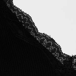 Tissu véritable de qualité supérieure Logo personnalisé Vente en gros Fabricant de haute qualité Nouveau style Meilleur matériau avec tarif bon marché pour les femmes Crop Top - Product Image 6