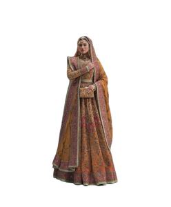 Ropa de Novia Paquistaní Moderna y Lujosa con Elegante Bordado a Mano, Encaje y Piedras Brillantes para un Estilo de Boda Tradicional Atemporal - Product Image 1