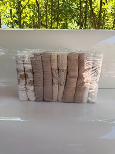 Sac d'emballage pour serviettes en PVC transparent avec aérations |   Sac cube en vinyle transparent pour linge de luxe |   Étui en plastique à fermeture éclair pour textiles de maison - Product Image 3