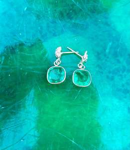 Boucle d'oreille en argent sterling 925 émeraude faite à la main, belle boucle d'oreille pour femme. - Product Image 2