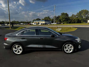 Audi A3 2024 d'occasion en excellent état - Product Image 2