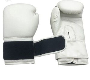 Gants de boxe en PVC personnalisés avec logo, nouvelle vente chaude 2025, respirants, taille personnalisée, fabrication bon marché, couleur haute qualité, gants d'arts martiaux à lacets - Product Image 3