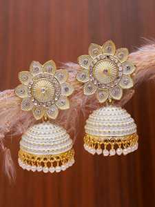 ต่างหูสตั๊ด jhumki ลายดอกไม้คริสตัลหรูหราสีเงินผสมสารออกซิไดส์เครื่องประดับแฟชั่นที่ทันสมัยและผสมผสานกันอย่างลงตัว - Product Image 6